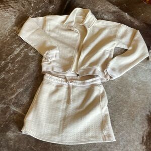 Mona B set. Cream/off white. Zip up Medium. Skort Small